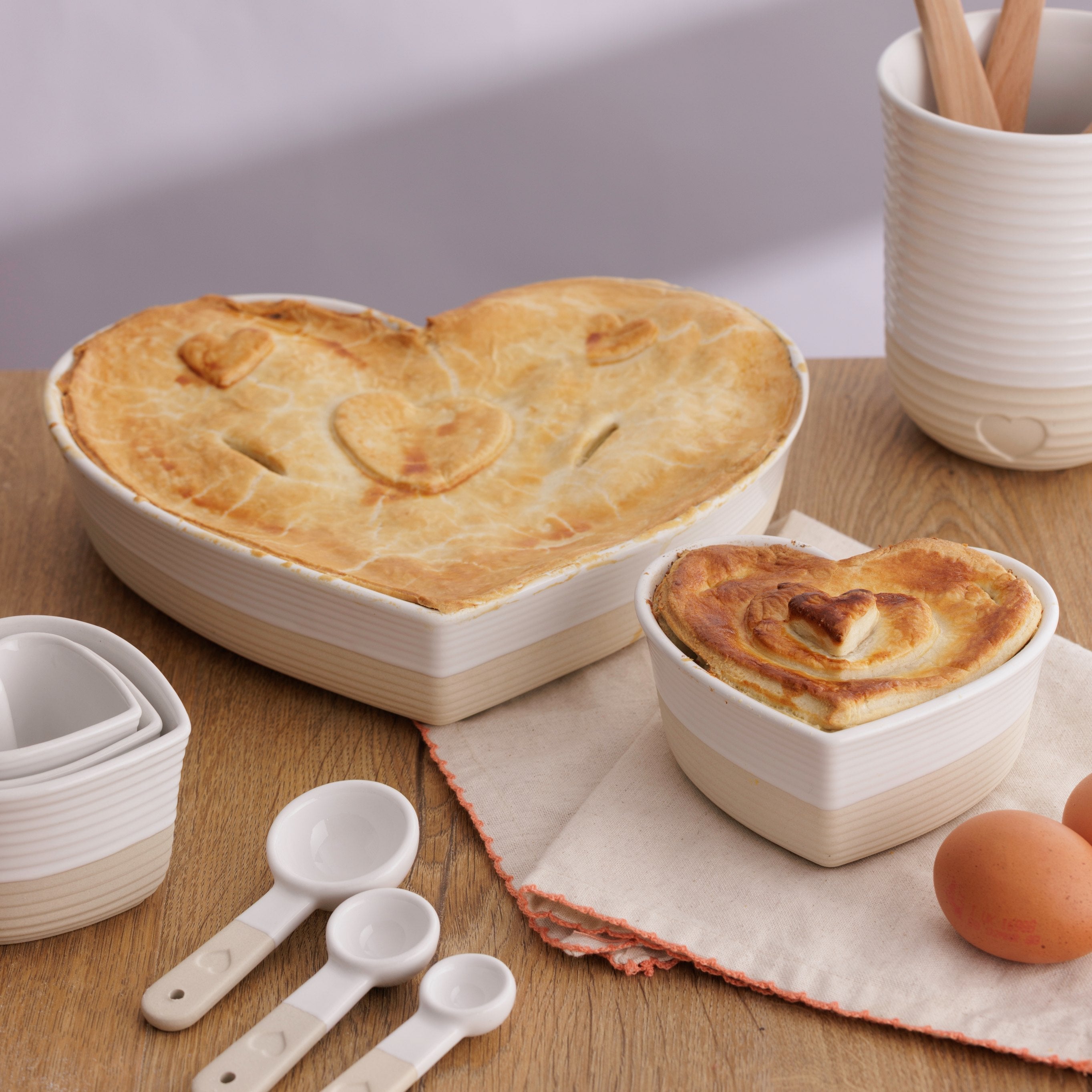 Oval & Pie Dishes