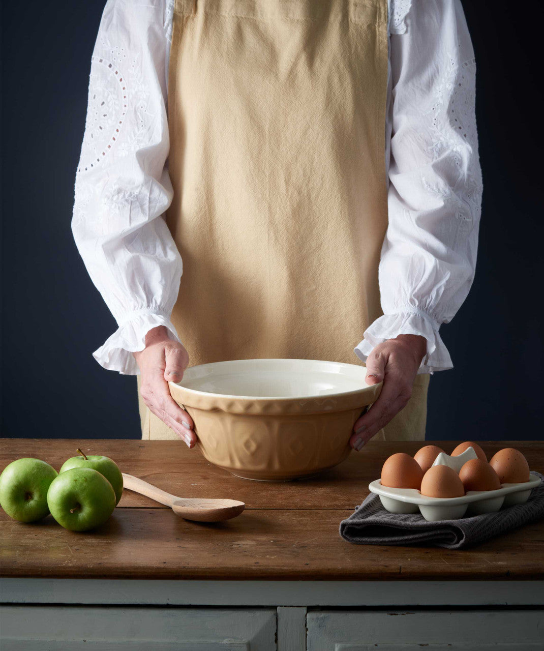Cane Mixing Bowl, 24cm/2 Litre
