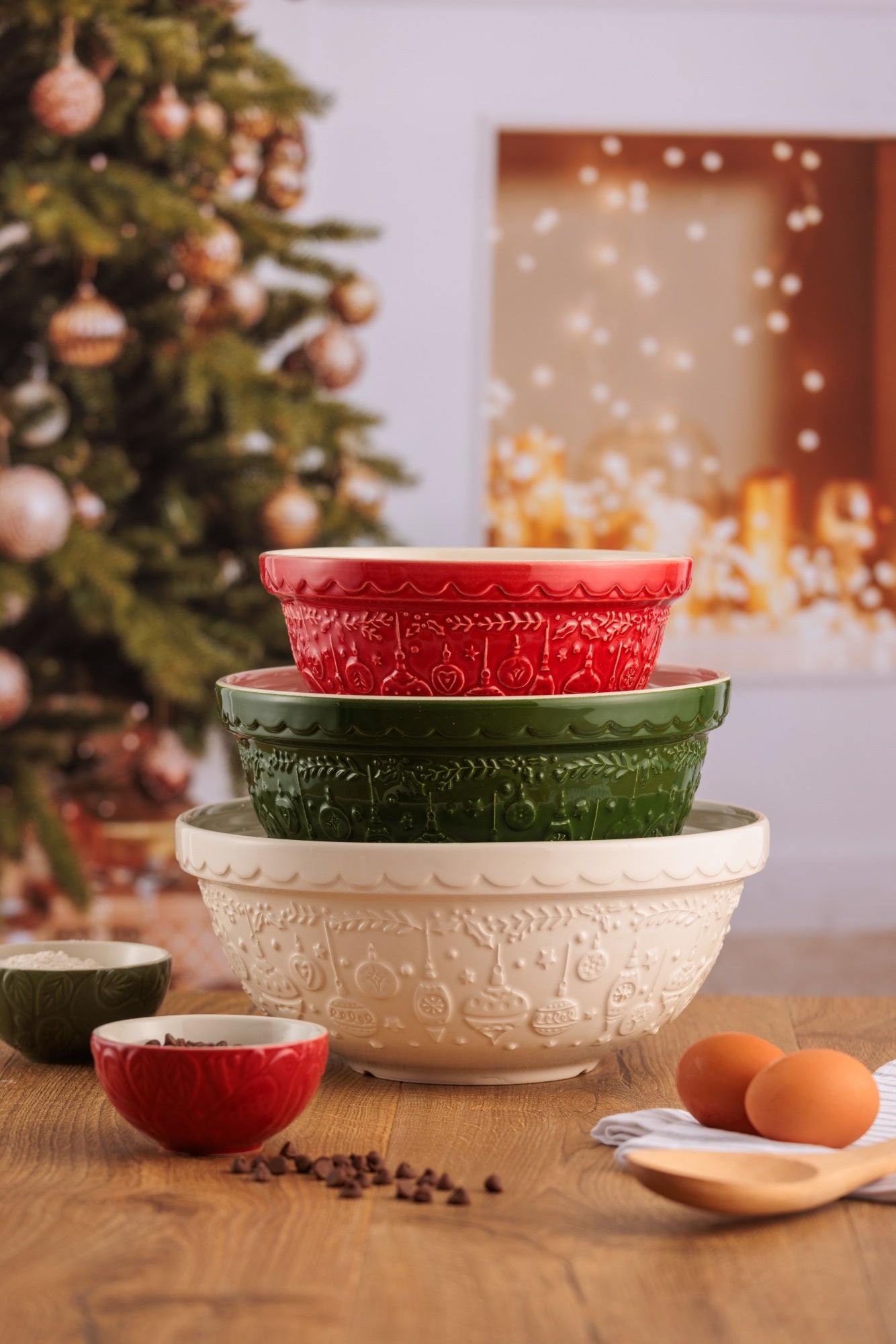 Deck The Halls Green Mixing Bowl - 2 Litre / 24cm